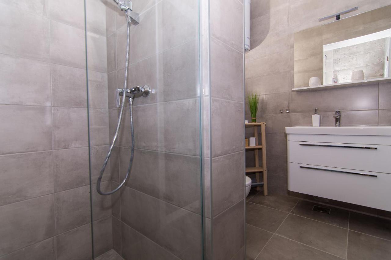 Apartments Lumini تروغير المظهر الخارجي الصورة
